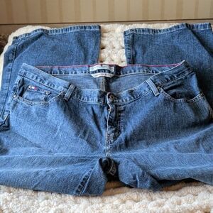 Tommy Hilfiger Women's Classic Blue Boot Cut Jeans